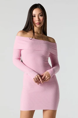 Minirobe-chandail en tricot côtelé avec épaules dénudées