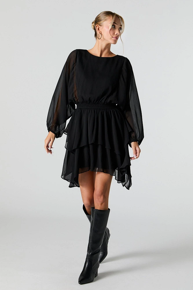 Minirobe volantée en filet à manches longues