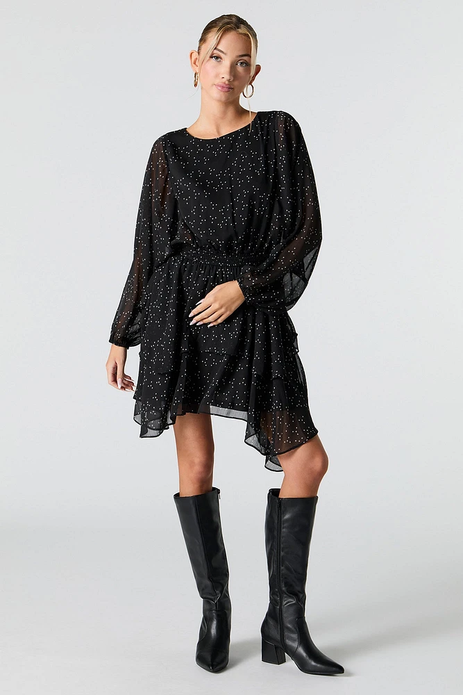 Minirobe volantée en filet à manches longues