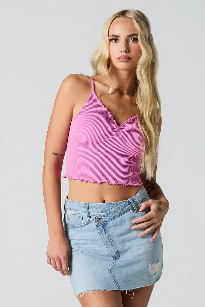 Camisole côtelée avec ourlet volanté et encolure en V