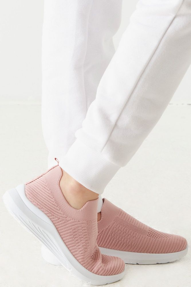 Controversieel temperen koper Urban Planet Slip-On Knit Sneaker | Light Pink | 9 | Women's | Shop Midtown