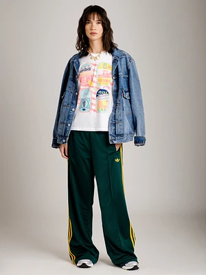 Sardines Picnic Blanket Tee