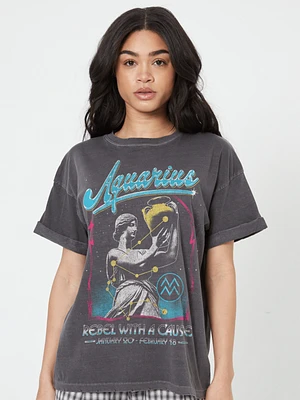 Aquarius Boyfriend Tee