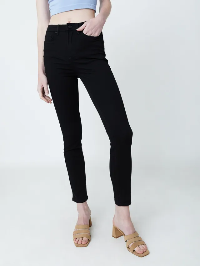 Classic Rise Skinny Leg Jeggings