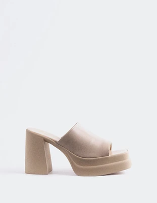 Kalamata Nude Leather