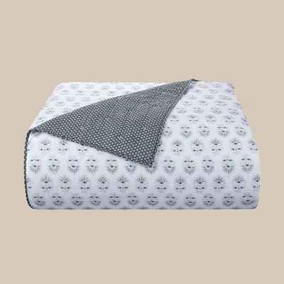 Southern Tide Oceanside Gray Quilt