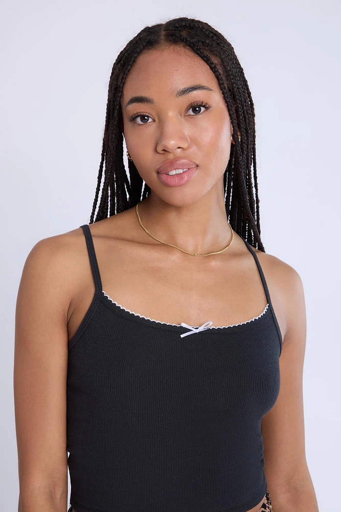 Camisole côtelée à bord picot