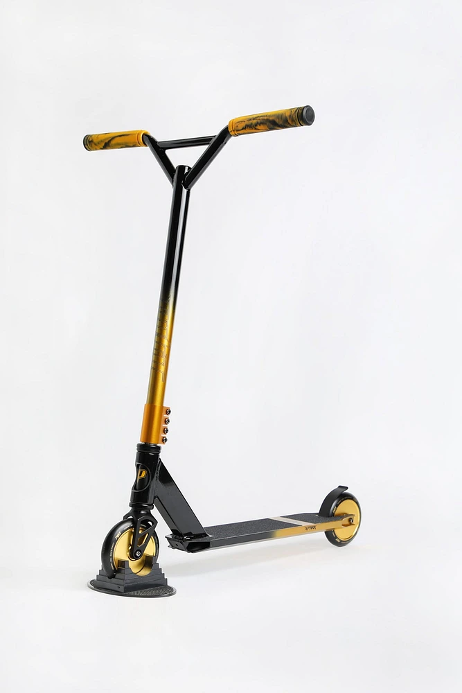 Pivot X-Park Black & Gold Fade Scooter