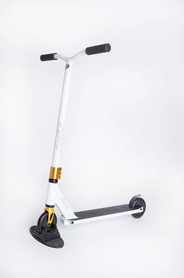 Pivot X-Ride White & Gold Scooter