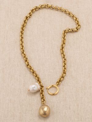Taylor & Tessier Payton 18-20" Gold Rolo Chain with Pearl Ball Charm