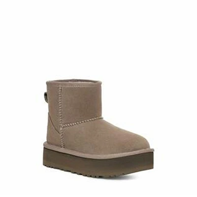 UGG Unisex-Child Classic Mini Platform Boot