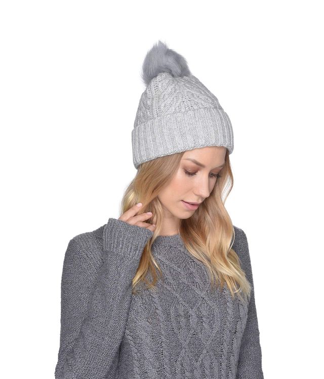 [UGG] Basic Gray Cable Knit Logo Beanie Hat UGG Cable Knit Beanies One Size Fits Most New With Tags | eBay main image 3