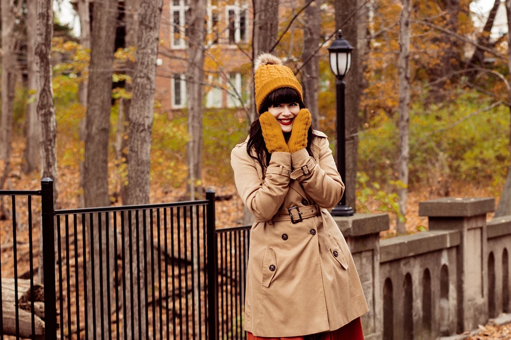 Mustard Yellow - Cozy Lined Mittens