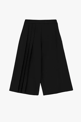 Knee-length Shorts With Pleats