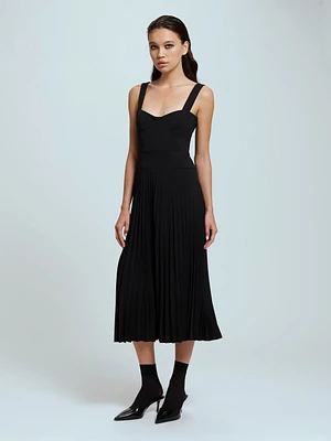 Pleated sleeveless midi dress