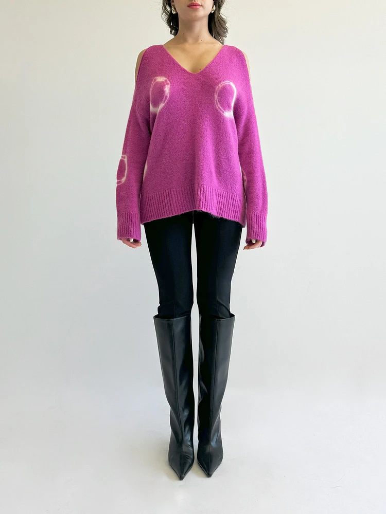 Pull imprimé découpé