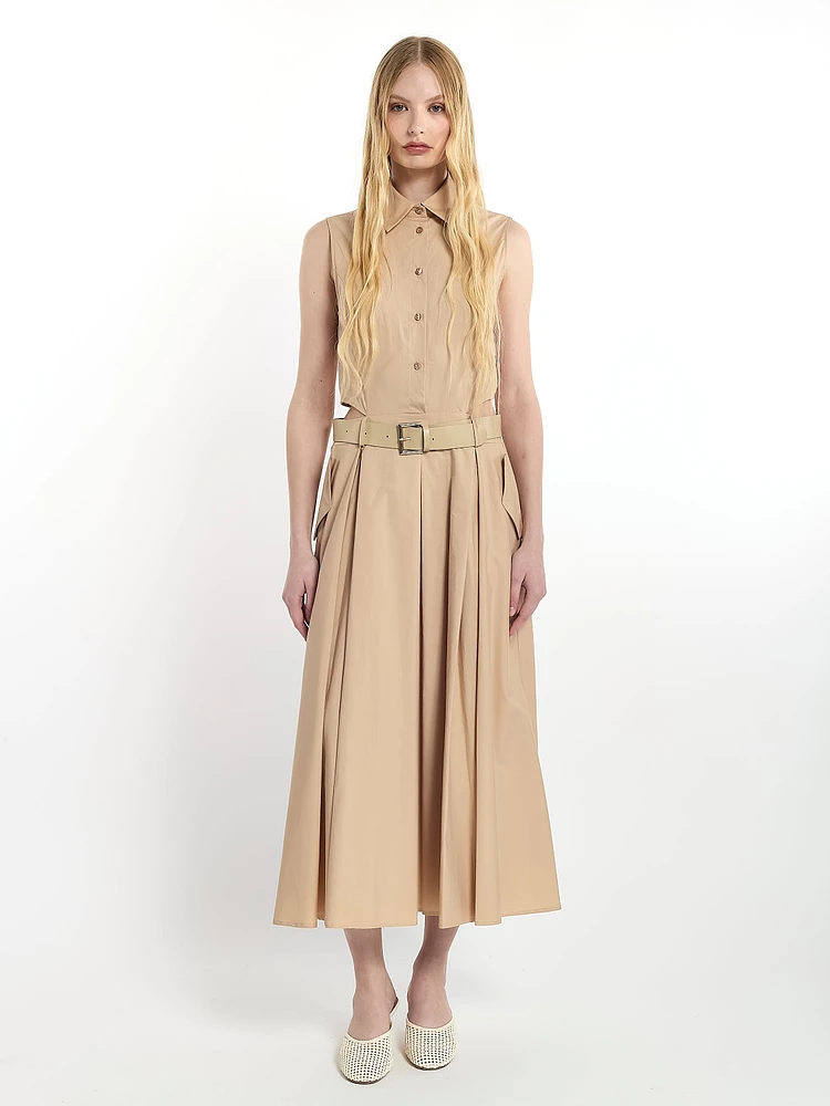 Sleeveless dress with belt