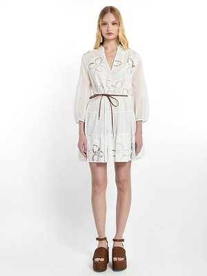 Robe en broderie ajourée
