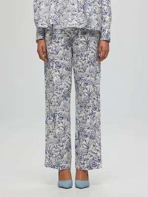 Floral print trousers