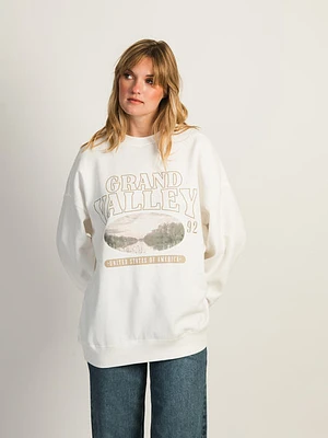 Harlow Michelle Crewneck Print - Grand Valley