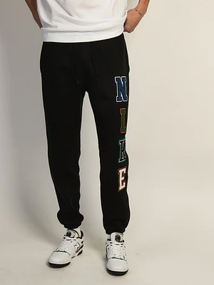 Nike Club Chenille Letter Fleece Pant