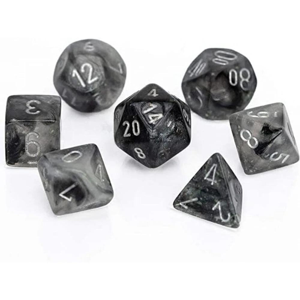 7 dés polyédriques Borealis Luminary - Gris fumée avec chiffres argent