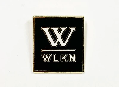 WLKN : Basic Logo Pin Gold Black White O/S