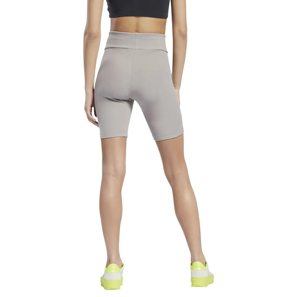 Reebok : Classic Wide Leggings Shorts