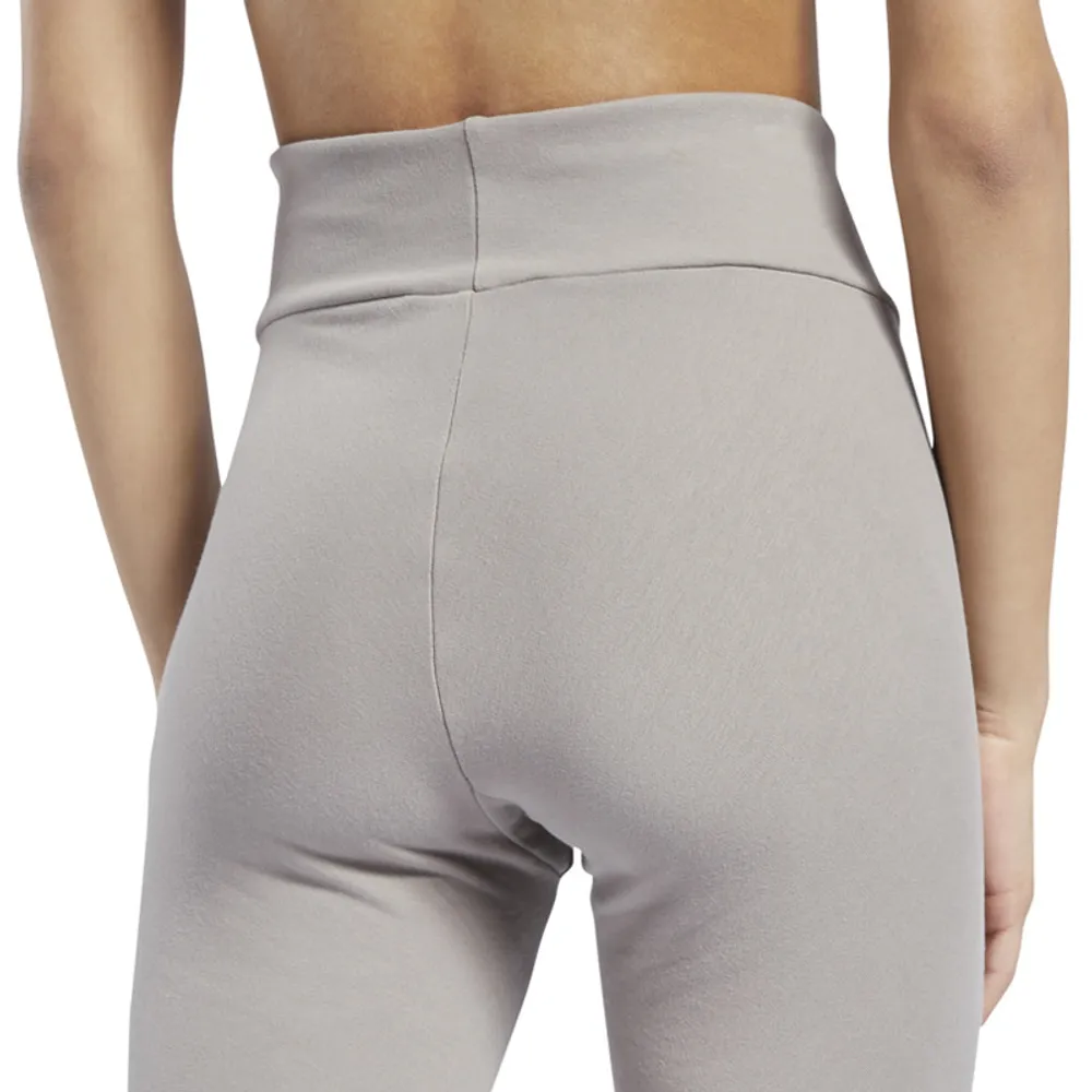 Reebok : Classic Wide Leggings Shorts