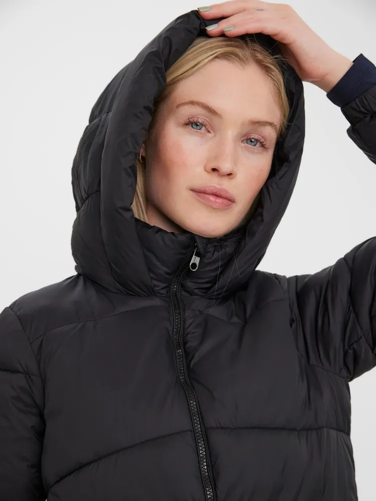 Vero Moda : Uppsala Short Puffer Coat