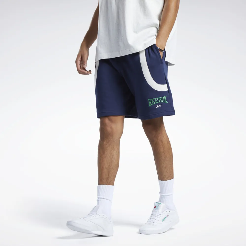 Reebok : Classics Varsity Shorts