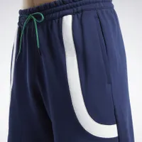 Reebok : Classics Varsity Shorts