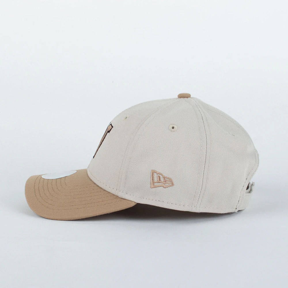 New Era New Era : 940 Women WLKN Varsity Logo 2Tone Cap - Stone/Camel