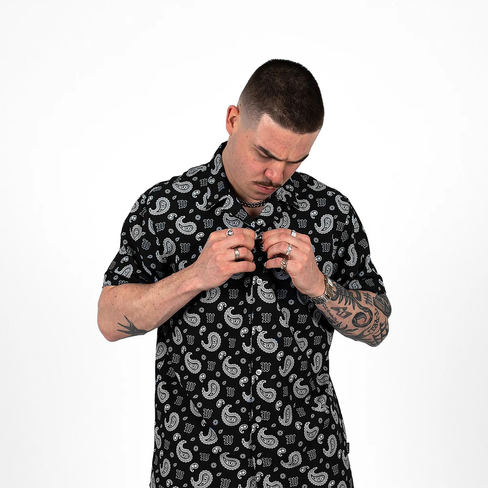 WLKN :  The Paisley Shirt