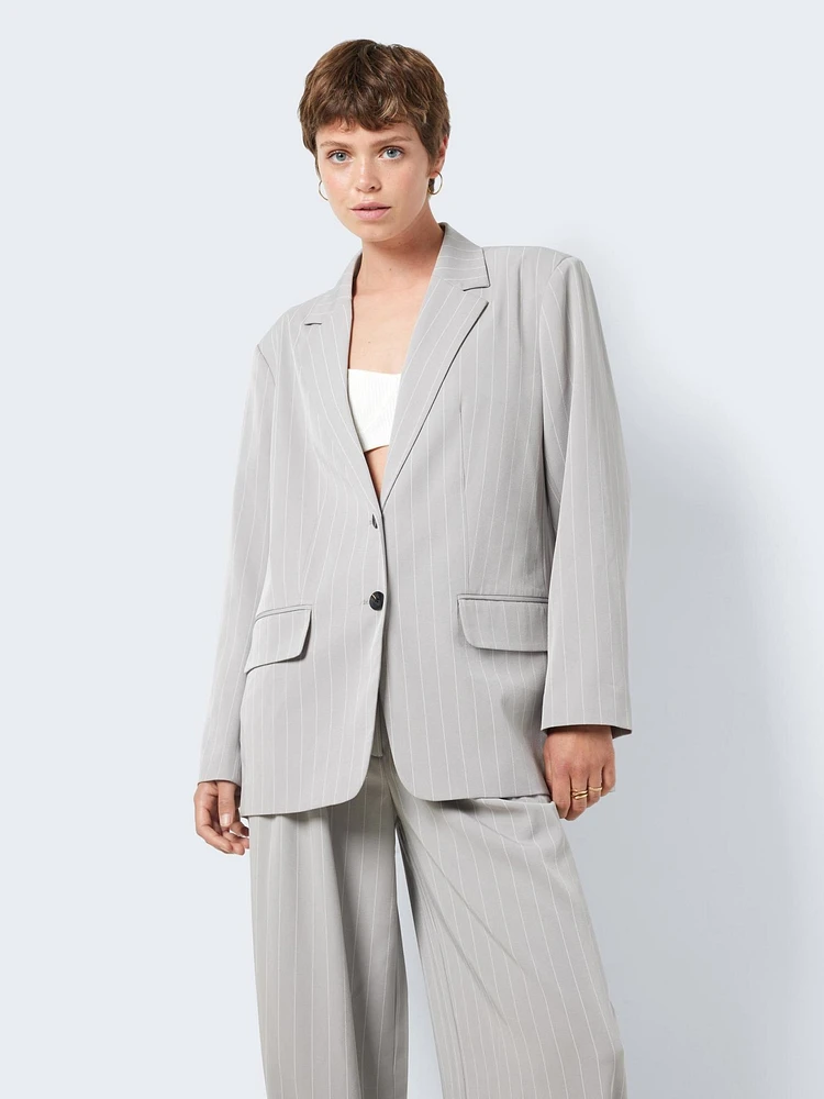 Noisy May : Oversize Pinstripes Blazer