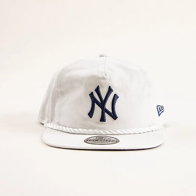 New Era New Era : Golfer NY Yankees Navy Undervisor Cap