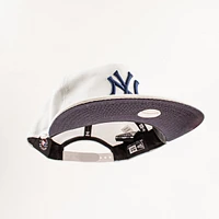 New Era New Era : Golfer NY Yankees Navy Undervisor Cap