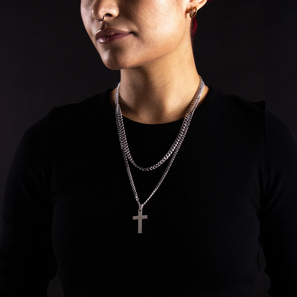 Hits : Cross Pendant w/ 24in Cuban chain