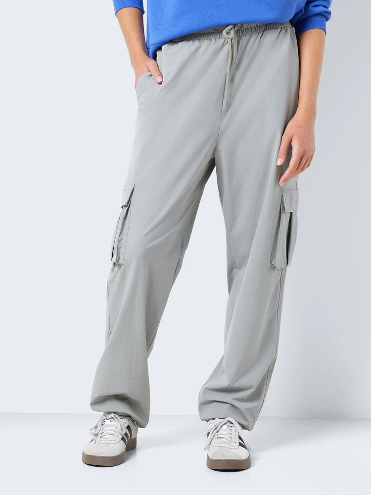 Noisy May : HighWaist Woven Cargo Pants