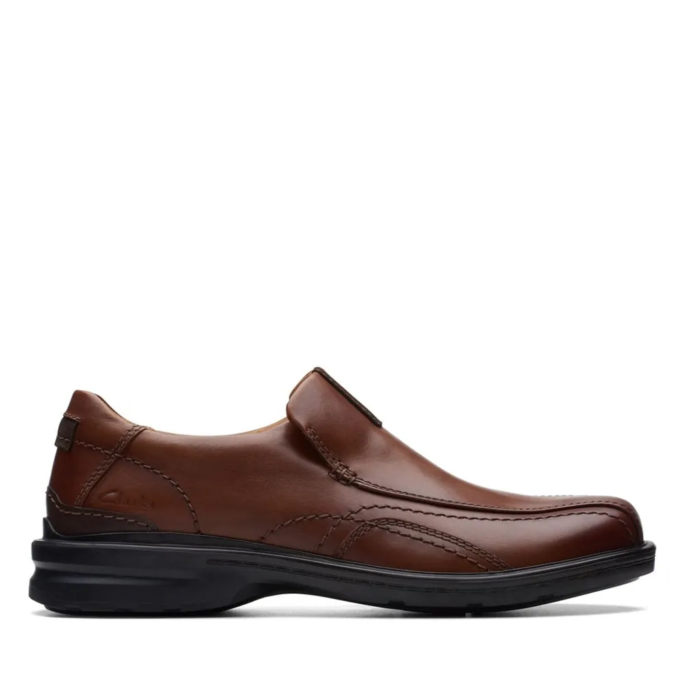 CLARKS Gessler Step Slip-On