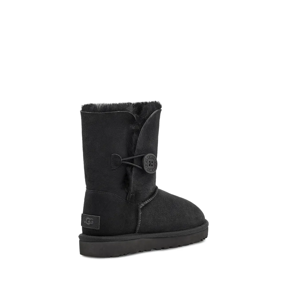 UGG 1016226 Bailey Button  II