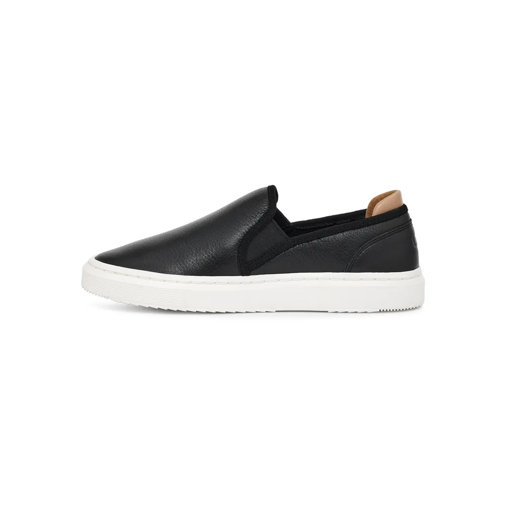 UGG 1130779 Alameda Slip On BLK