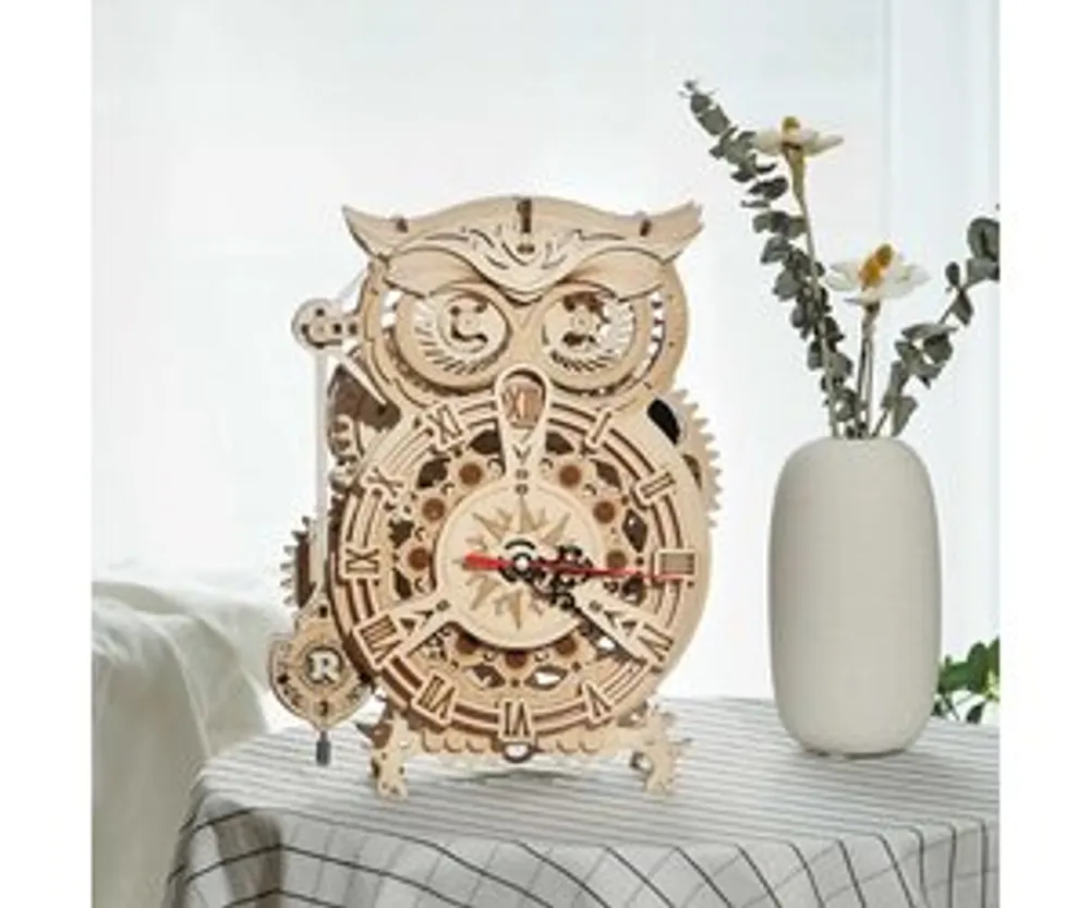 Mechanical LK503 Owl Clock