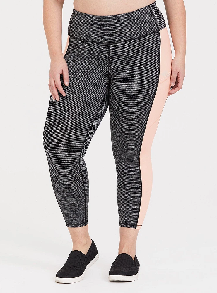 Performance Core Crop Active Legging With Side Pockets