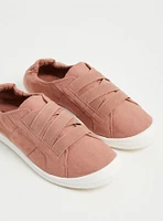 Riley Ruched Sneaker (WW