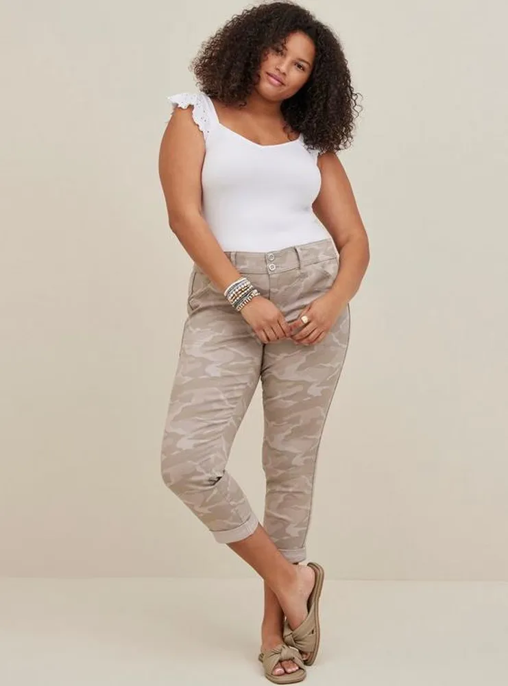 TORRID Pull-On Weekend Straight Stretch Twill Cargo Mid-Rise Pant