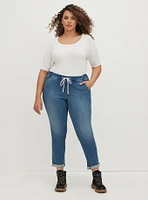 Pull-On Boyfriend Straight Super Soft Mid-Rise Jean