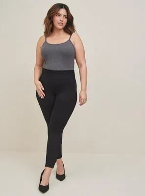 Pocket Pixie Skinny Studio Luxe Ponte High-Rise Pant