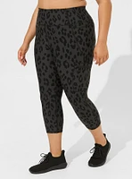 Happy Camper Performance Core Capri Active Legging With Cargo Pocket