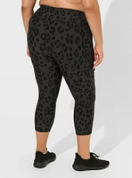 Happy Camper Performance Core Capri Active Legging With Cargo Pocket